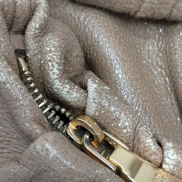 100% Authentic Prada Brown Leather Hand Bag - Picture 6 of 9